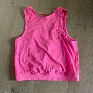 Ivivva sports tank size 12 perfect for everyday wear and working out!